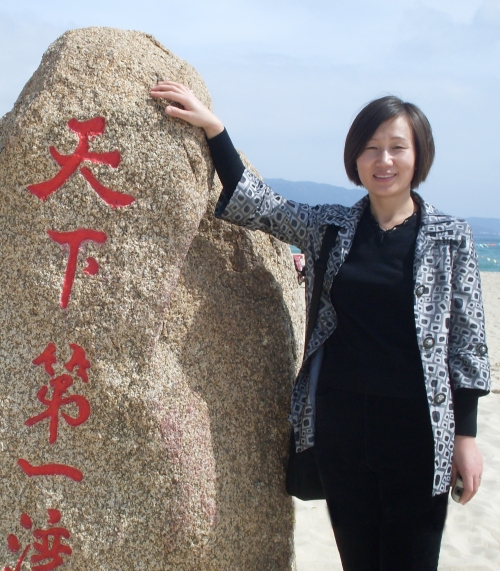 尽心无悔常怀情 生有止境学无涯——访白菜官网首届“教学名师”资源管理系王淑娟老师