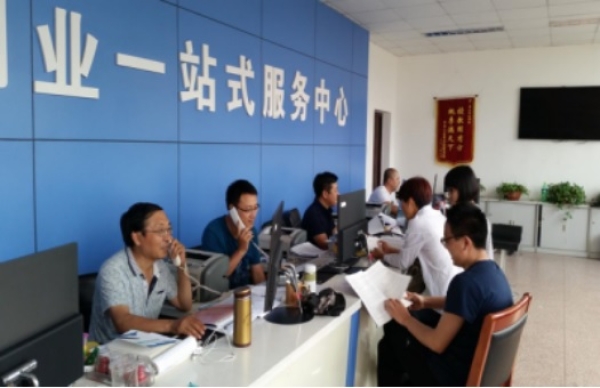 白菜官网圆满完成第一阶段高考招生宣传和咨询工作